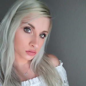Profile photo of Ashley Manteuffel