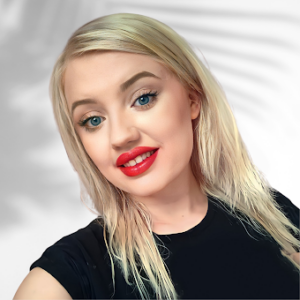 Profile photo of Hannah Strange