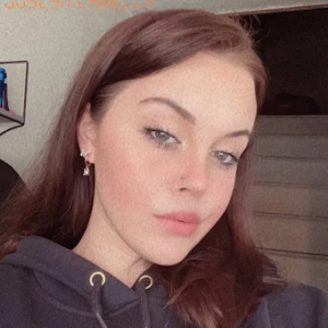 Profile photo of Joslyn LaBelle