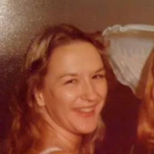 Profile photo of Lorraine Hovis