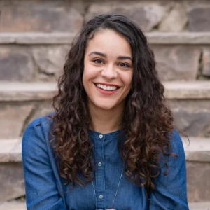 Profile photo of LaToya Favre